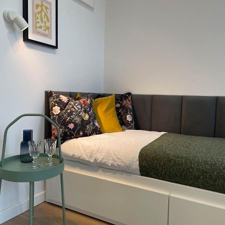Oui Oui Apartment Warsaw Luaran gambar